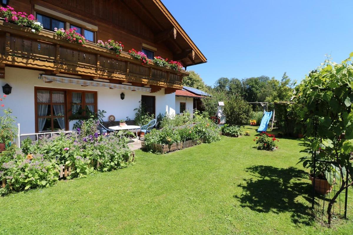Haus Blumenfeld-Schwaiger Übersee Exterior foto